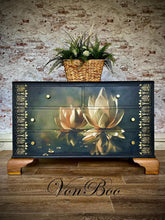 Load image into Gallery viewer, Water Lily - Mint Decoupage Paper